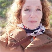 Prof avec expérience de l'enseignement en France et à l'étranger ayant une approche ludique et stimulante de l'apprentissage des langues donne cours tous niveaux ( école, collège, lycée)